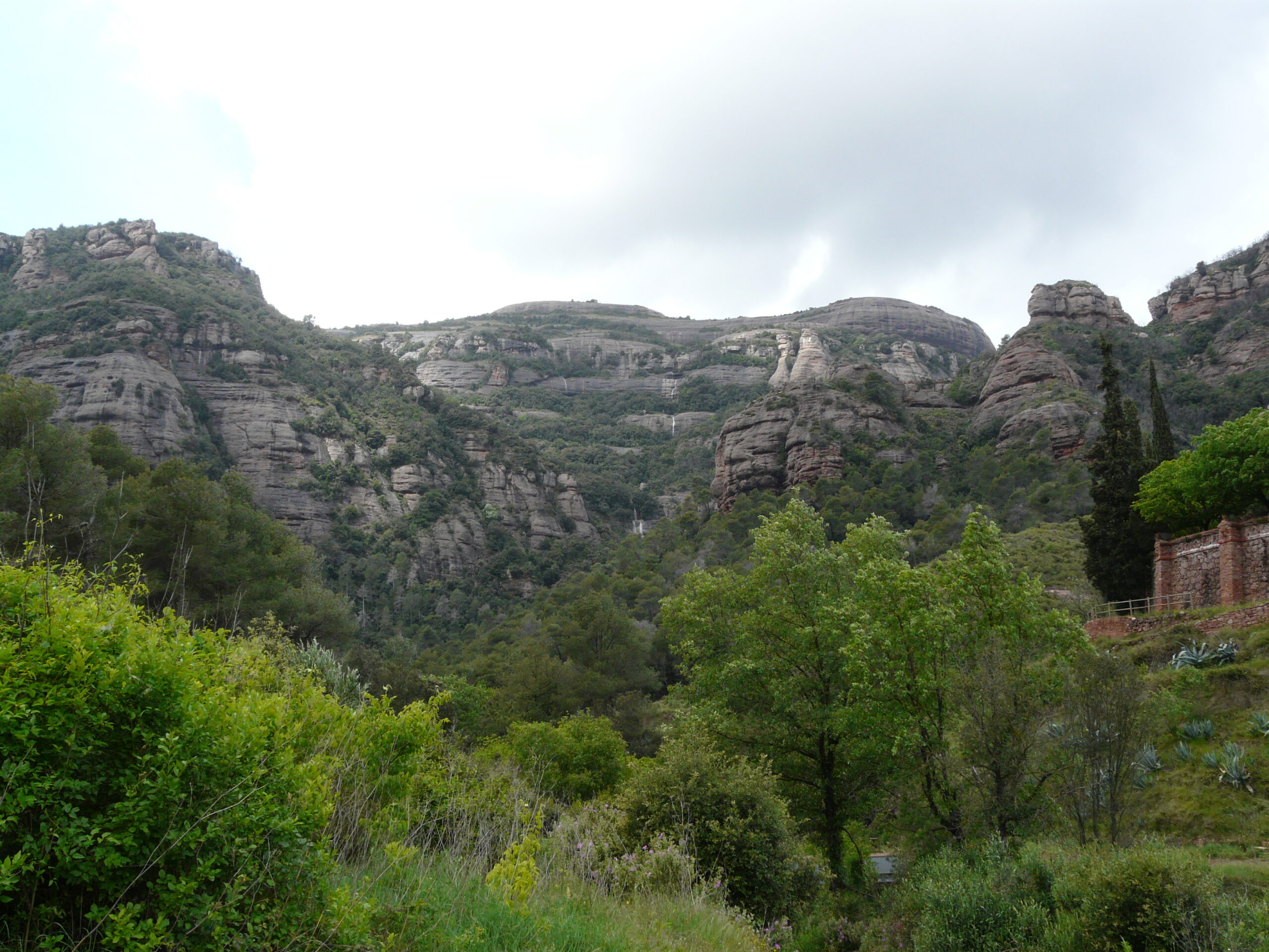 vall de l'horta al vessant oriental del montcau