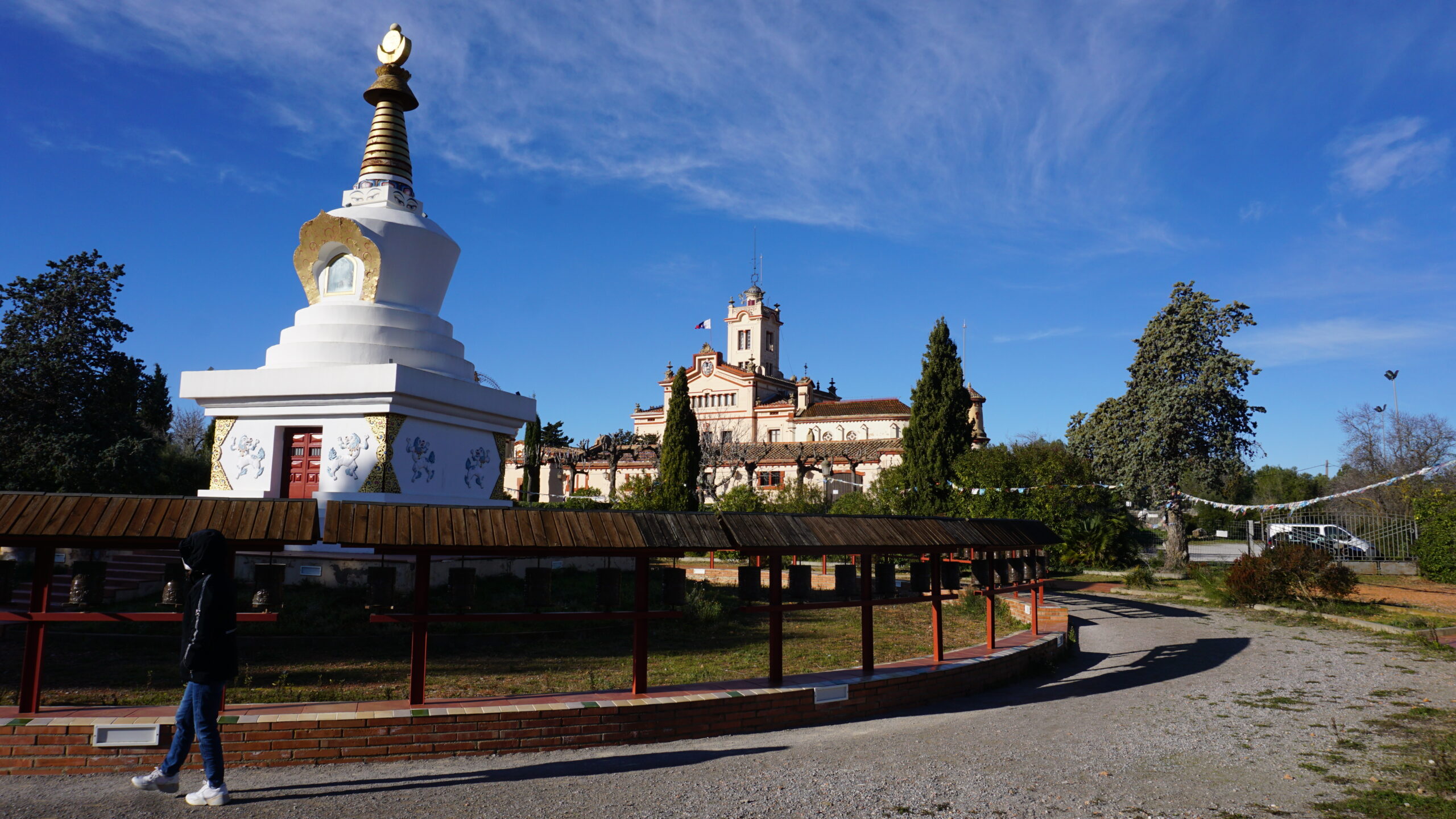 plana novella, monestir budista