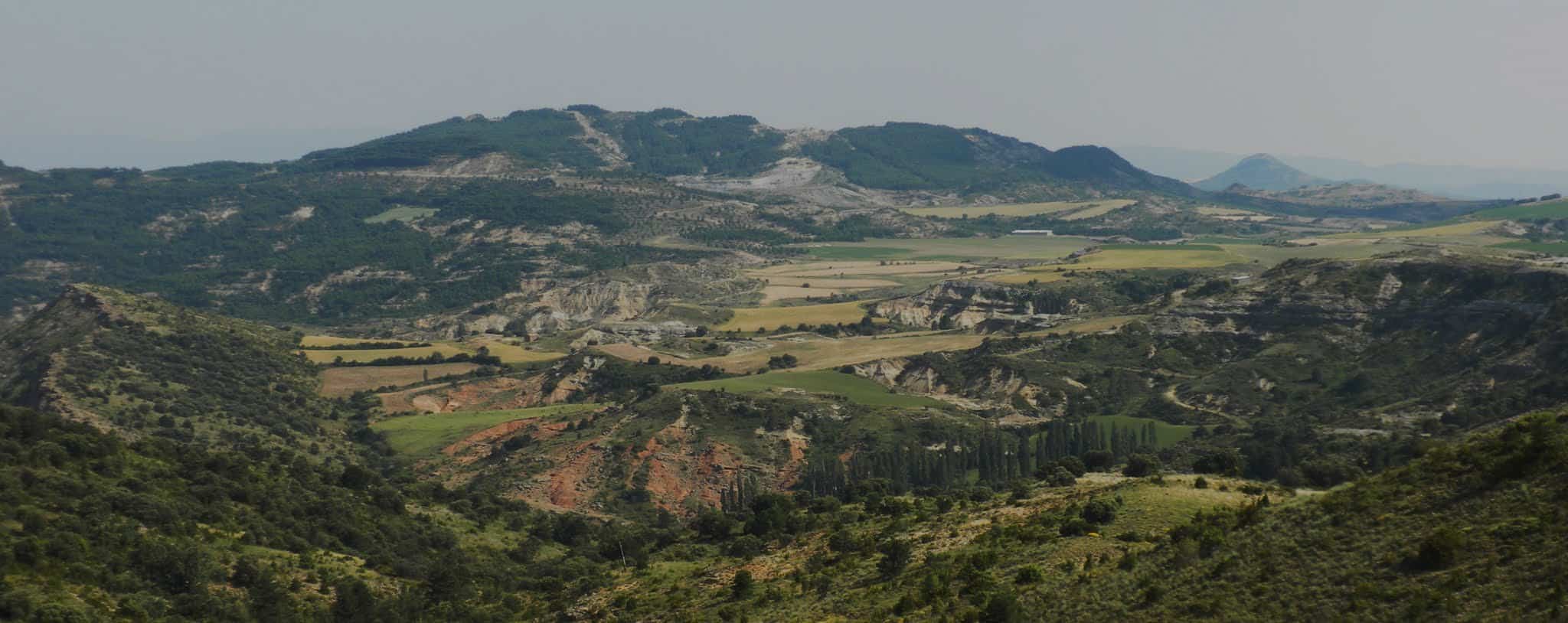 Serra de Sis, a Iscles i Tossal de Cornudella